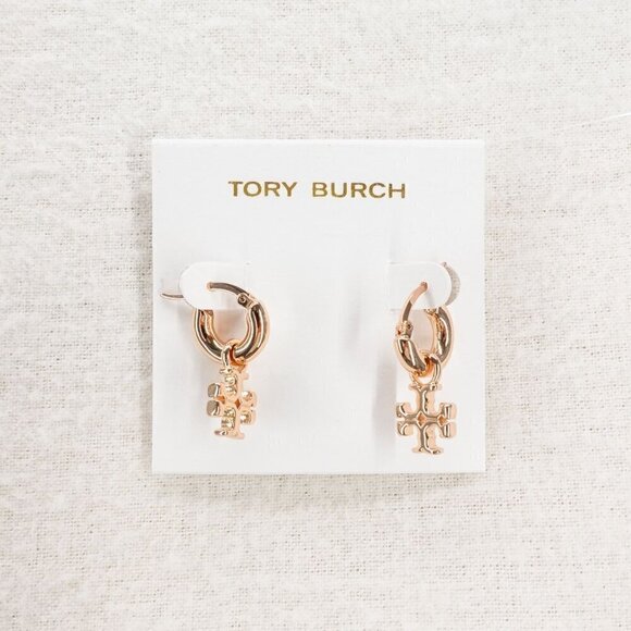 Tory Burch Kira Logo Drop Huggie Hoop Earrings Rose Gold OS - Picture 1 of 12